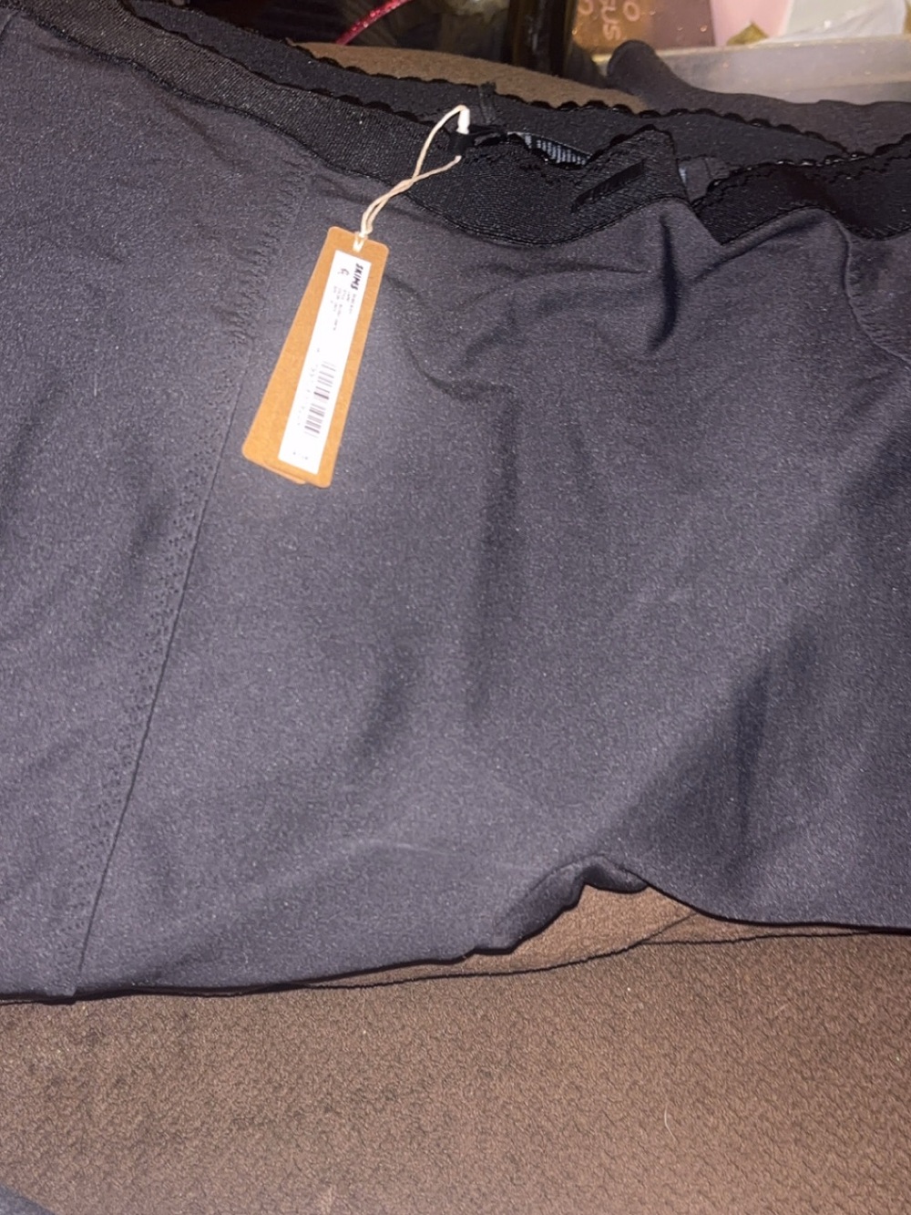 Skims sold out body capri NWT